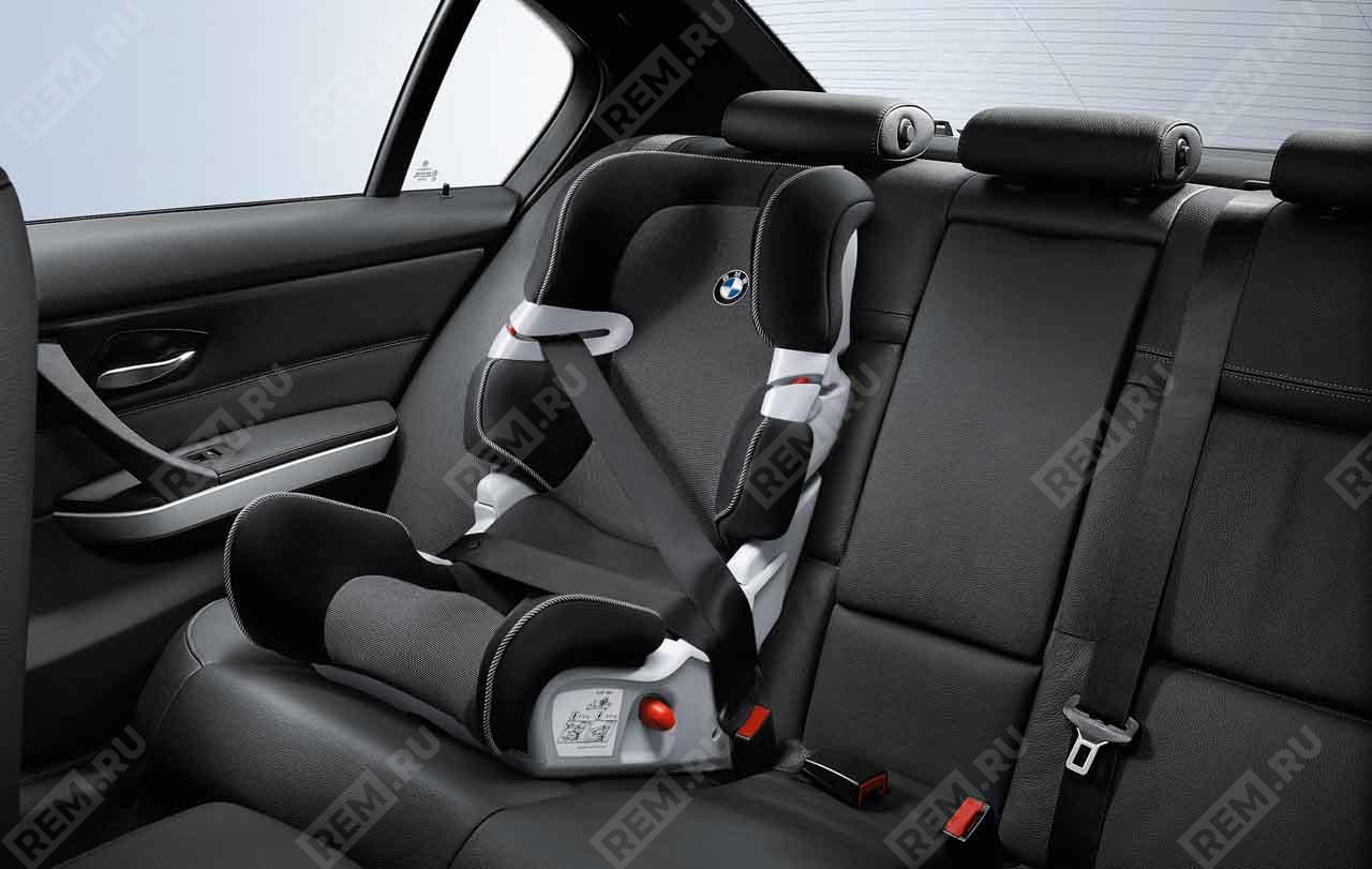 82222162881 Купить Детское кресло BMW Junior II от 15 до 25 кг, черно-серое  - купить в интернет-магазине REM.RU