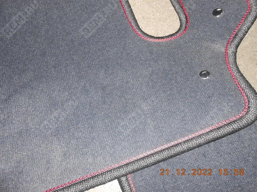  7EU061270  комплект текстильных ковров салона, с красной строчкой (фото 2)