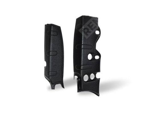  7711813104  накладки багажника боковые, пластиковые (фото 1)