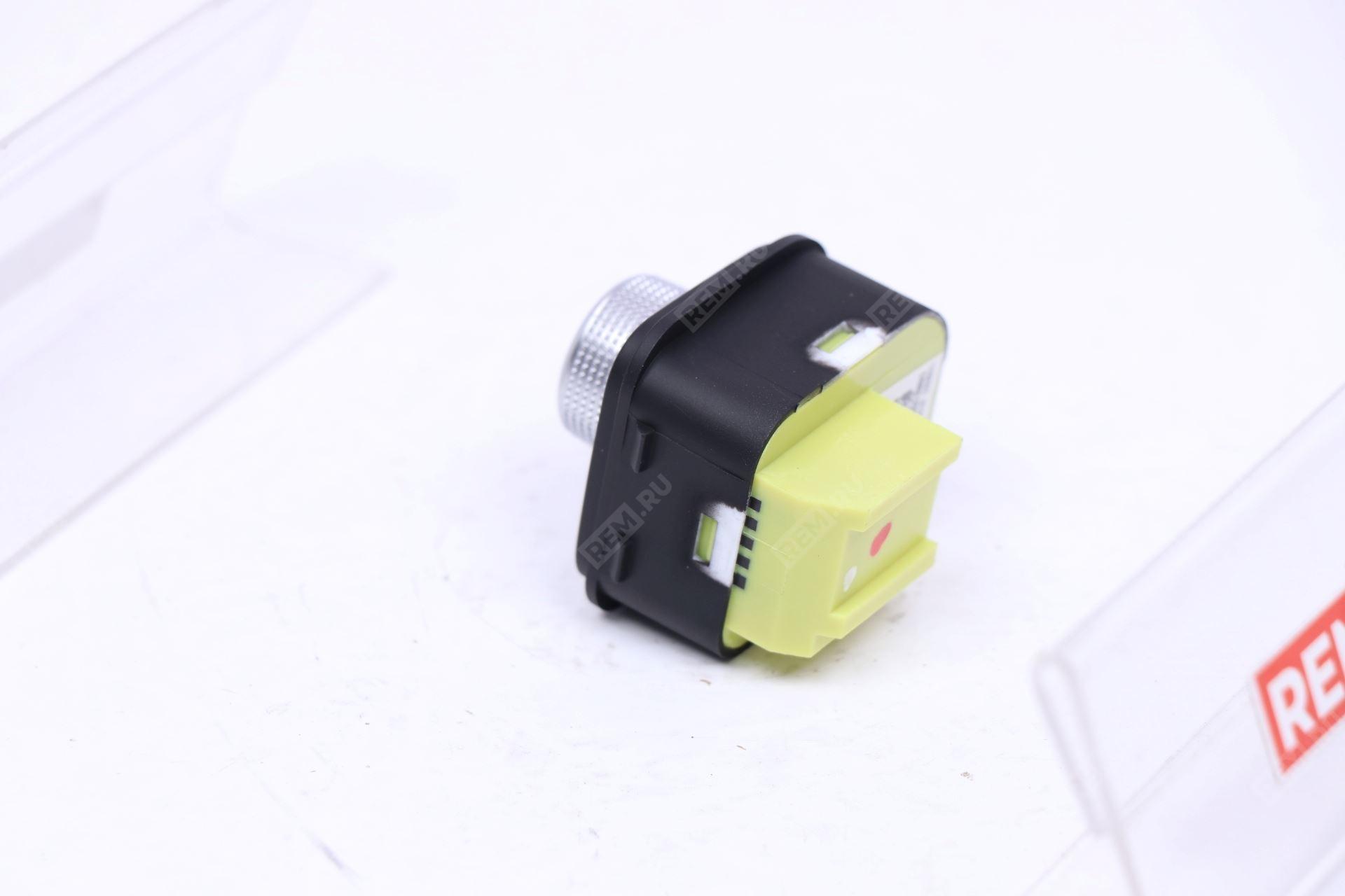  7045065900  кнопки регулировки зеркал (фото 2)