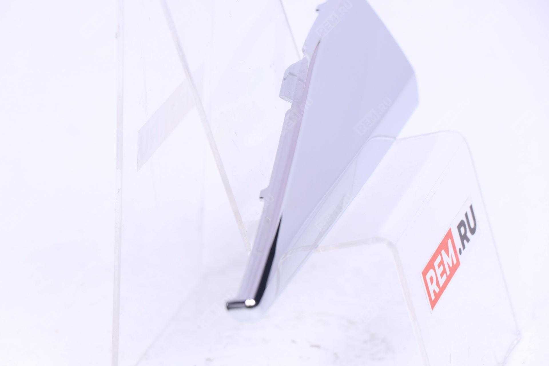  51128745745  заглушка буксировочной петли заднего бампера (фото 4)