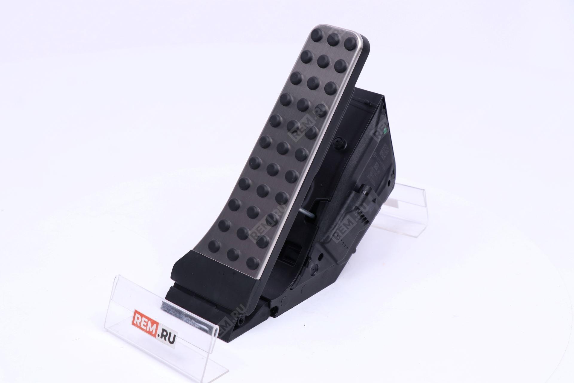 Педаль газа Mercedes  A2053000104CC  педаль газа (фото 1)