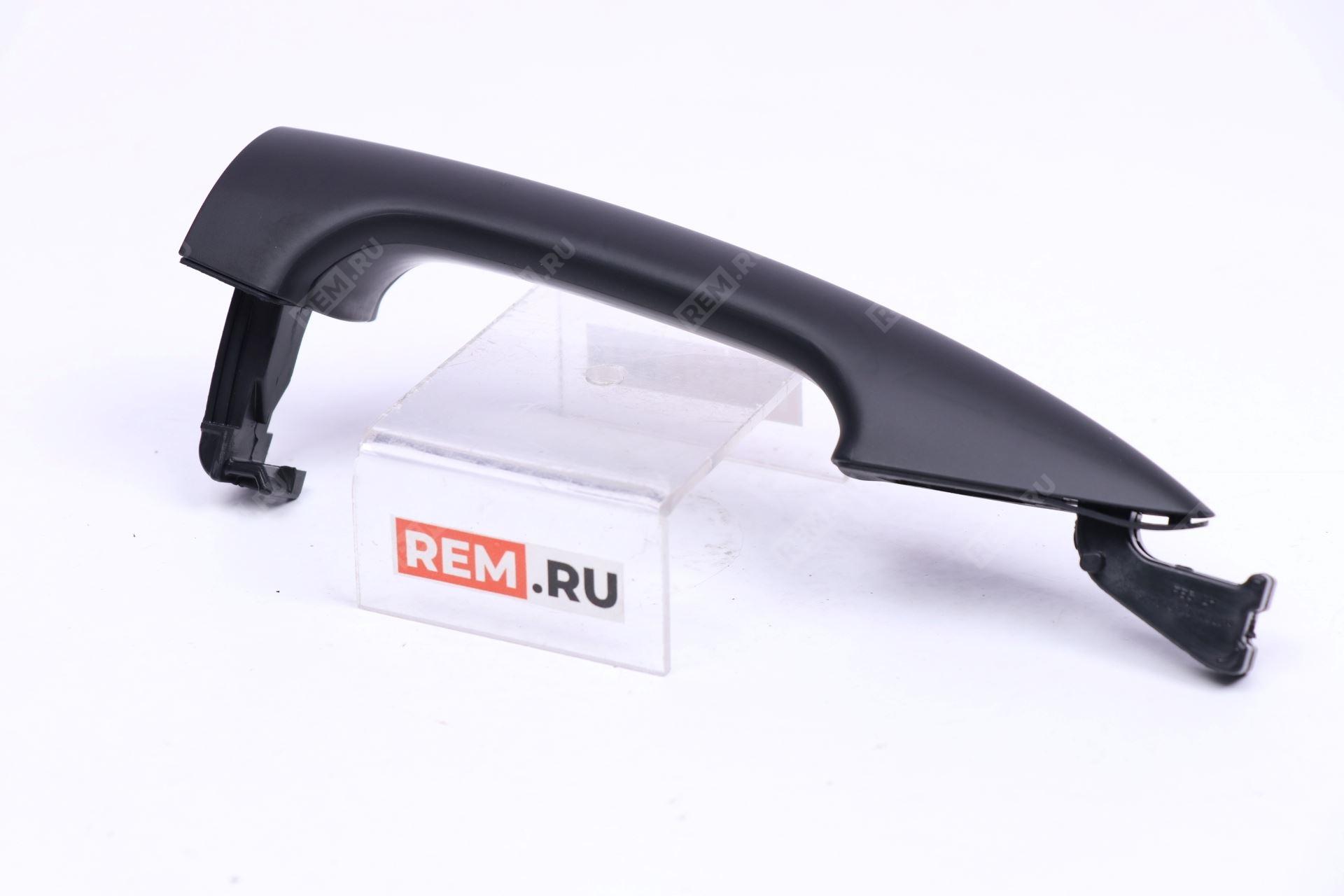  826511R000CA ручка левой двери