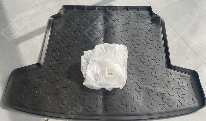  KROMODA016  ковер в багажник полиуретановый (joy, lifestyle, drive, active) (фото 1)