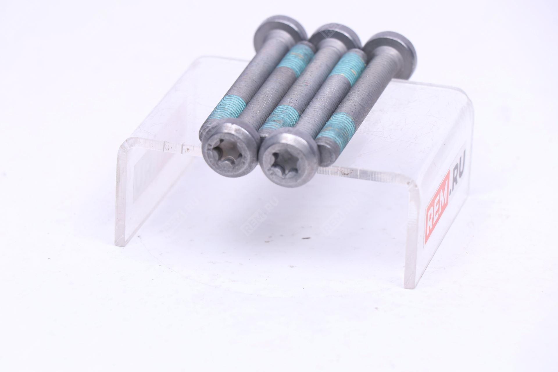  32106891831  болты электродвигателя к рейке (фото 2)