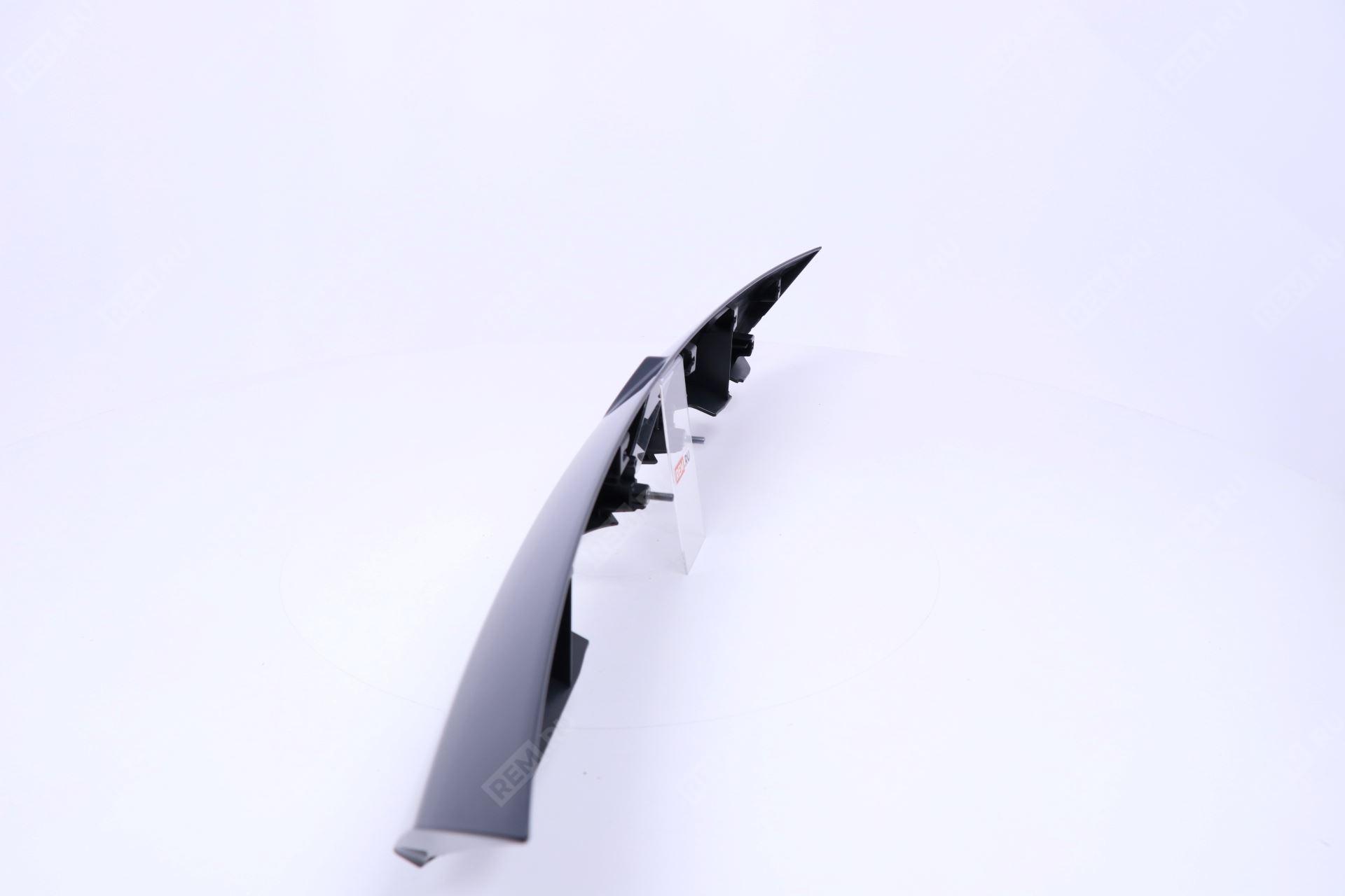  8394154P10799  накладка двери багажника (фото 2)