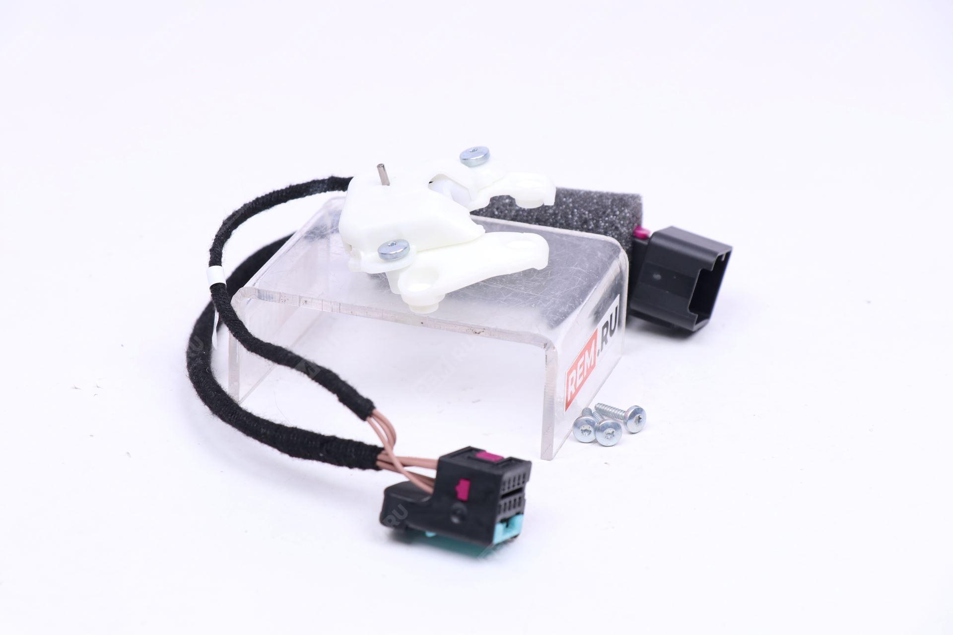 Микровыключатель селектора КПП Audi 3Q0713128 микровыключатель селектора кпп (фото 4)