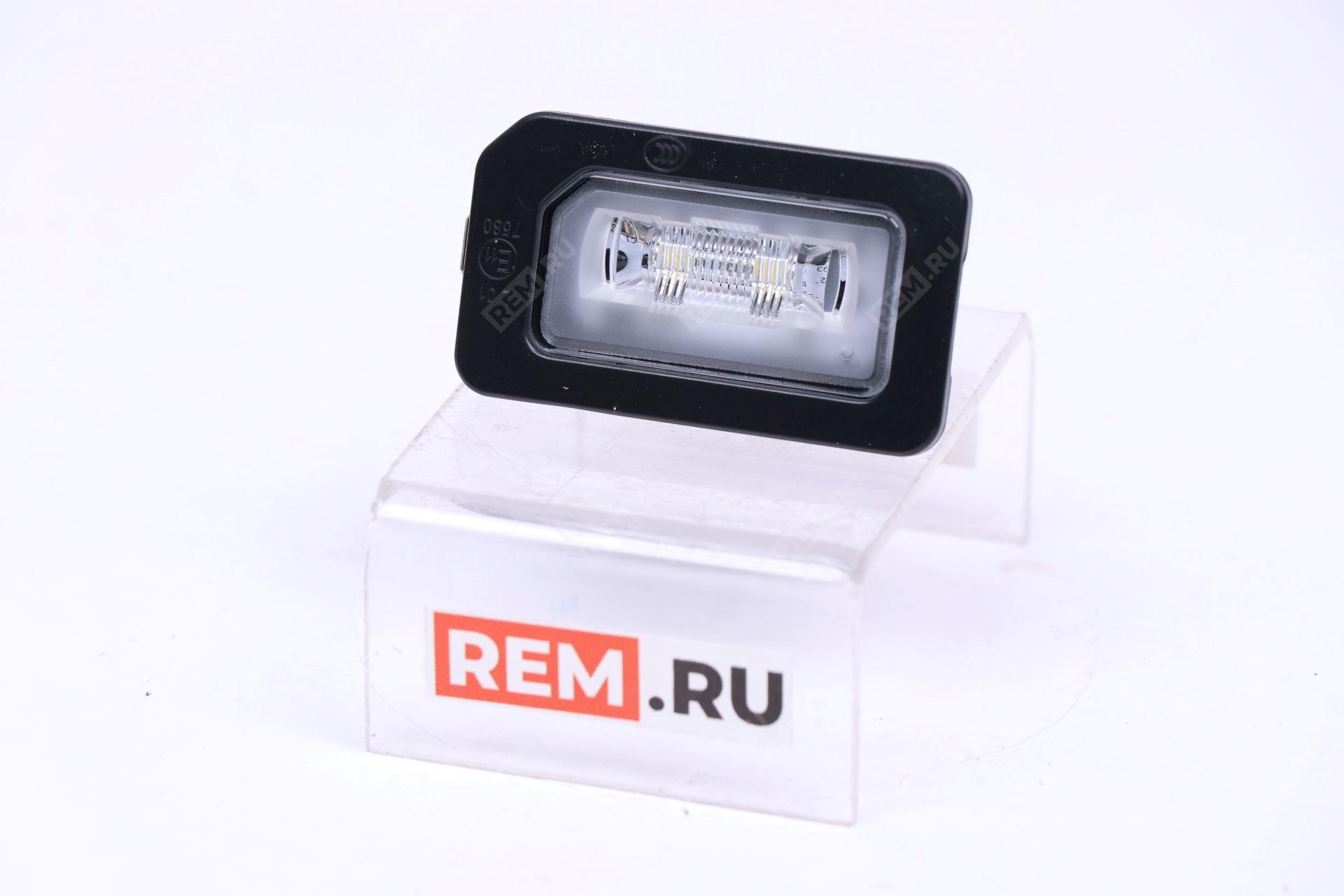Фонарь подсветки номерного знака Chery T15-4408010 фонарь подсветки номерного знака (фото 1)