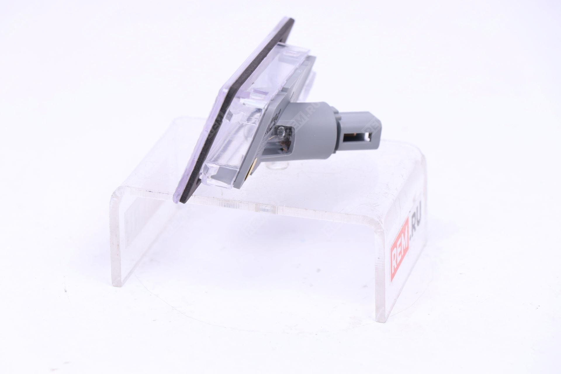  925021M400  фонарь подсветки номерного знака (фото 2)