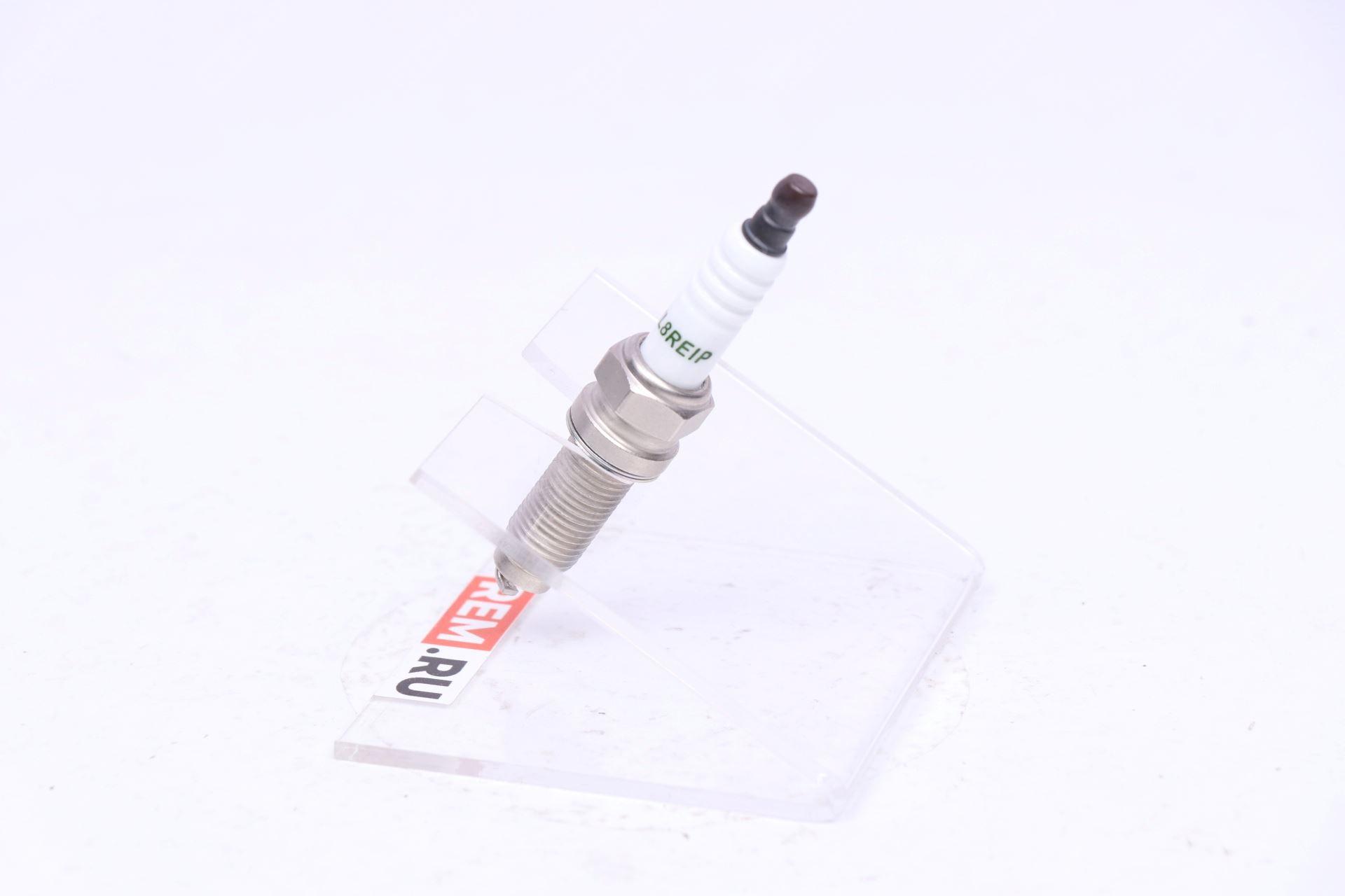  370701003  свеча зажигания (фото 2)