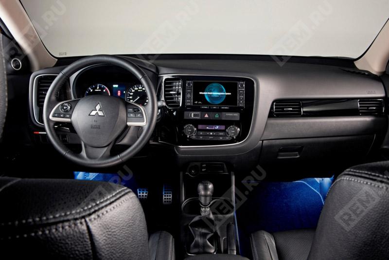  MZ360414EX  подсветка зоны ног водителя и переднего пассажира, синяя (фото 1)