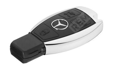  B66953520  флешка mercedes-benz usb stick, black / silver, 16gb (фото 1)