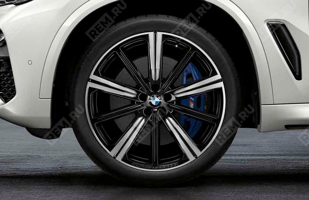  36112459599  комплект летних колес в сборе r22 star-spoke 749m bicolor jet black, pirelli p zero, rdci (фото 1)