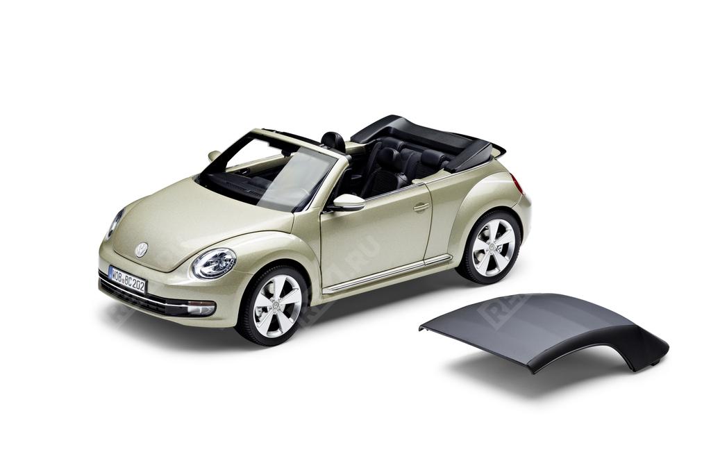  5C3099302P7W  модель автомобиля volkswagen beetle cabrio, moon rock silver metallic,  1:18 (фото 1)
