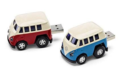  211087620A645  флешка volkswagen t1 bulli usb 8 гб цвет красный (фото 1)