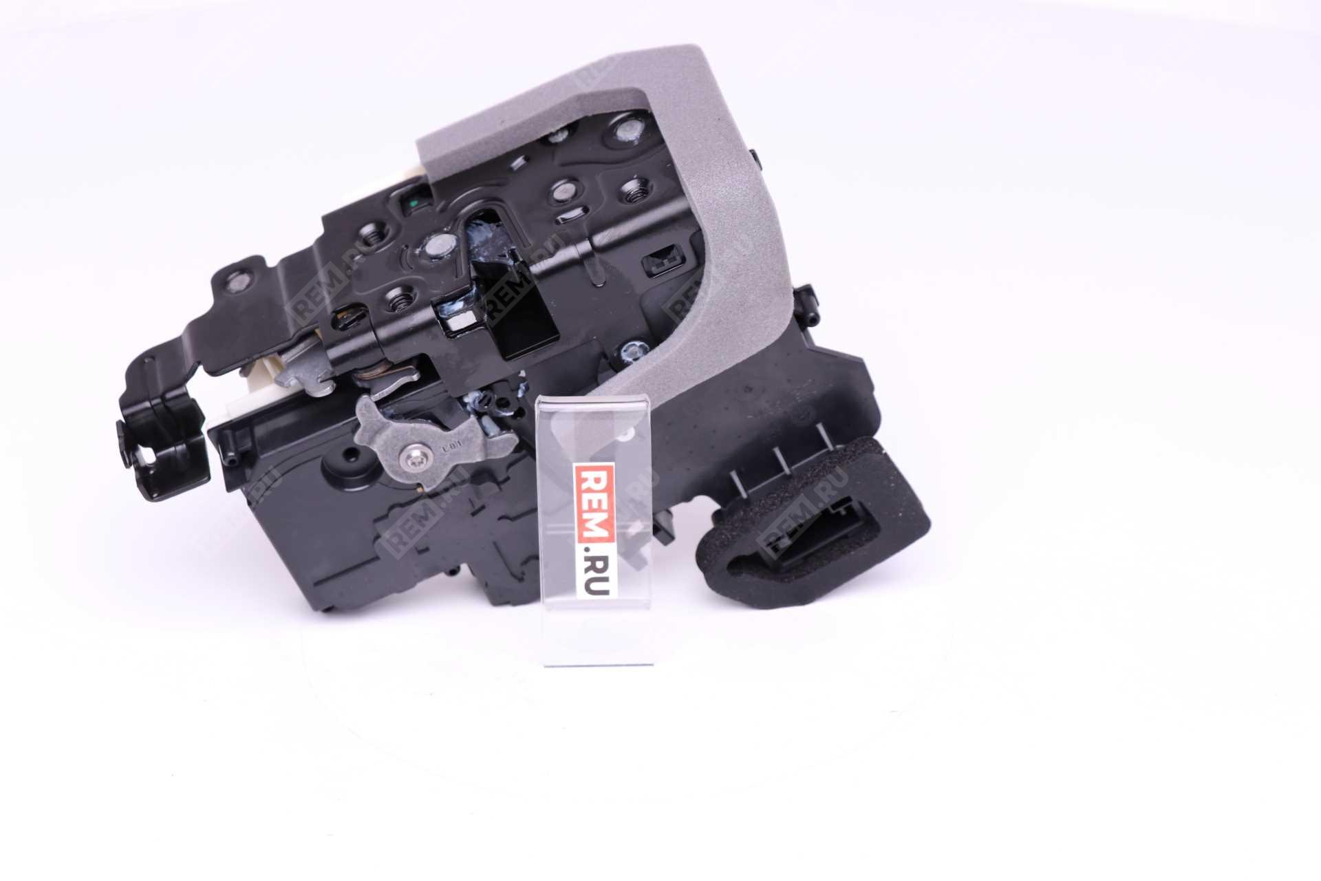  4K0839015R  замок задней левой двери (фото 3)