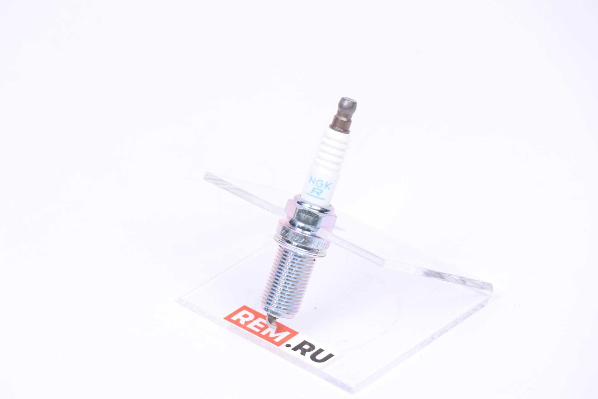  224015M015  свеча зажигания (фото 1)