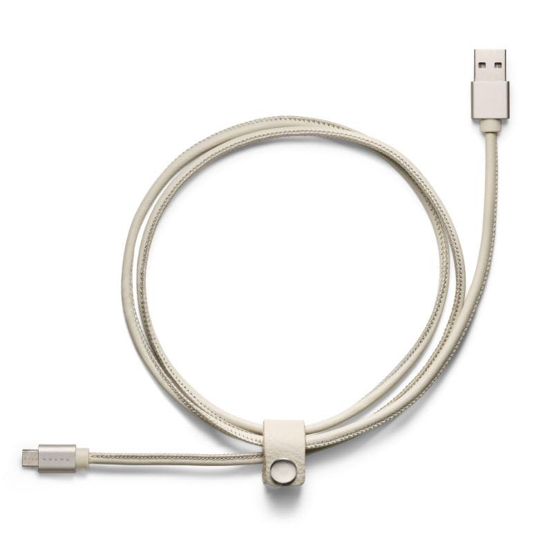 Кожаный кабель USB Volvo Leather Charger Cable Android (универсальная) 32220830 кожаный кабель usb volvo leather charger cable android (фото 1)