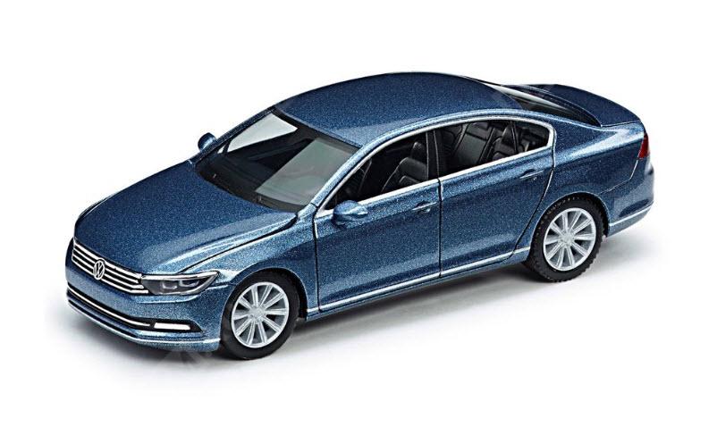  3G5099301B5J  модель автомобиля volkswagen passat b8 limousine, harvard blue metallic (фото 1)