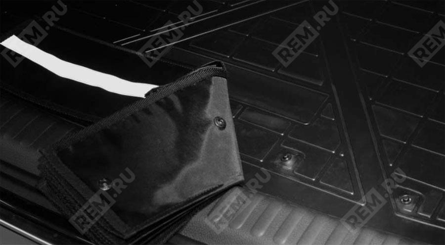  56U061161  ковер в багажник резиновый с защитным фартуком, 5 мест (фото 3)