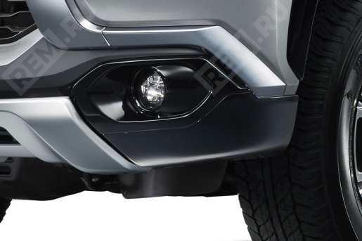 Накладки переднего бампера угловые, черные Mitsubishi MZ330912 накладки переднего бампера угловые, черные (фото 1)