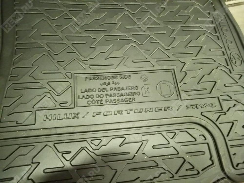  PC2100K04LM1  комплект резиновых ковров салона (фото 2)