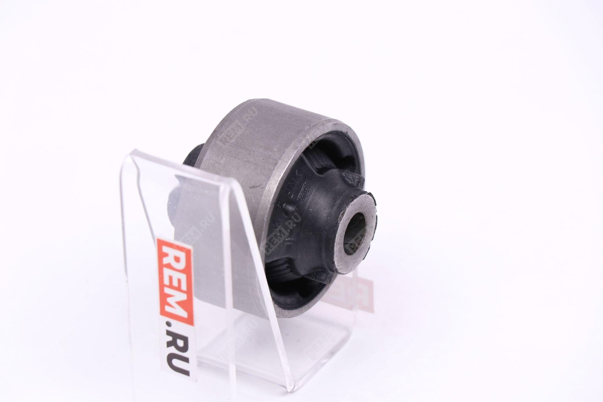  545703UB0A  сайлентблок переднего рычага (фото 3)